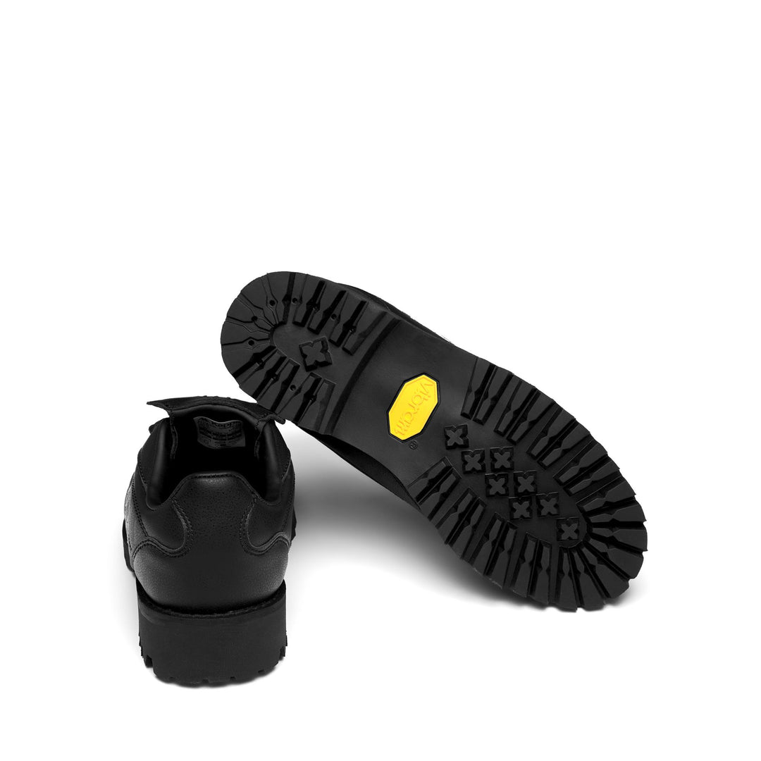 Sneakers_Unisex_PULSE VIBRAM_Low Cut_Black - Commercial 4