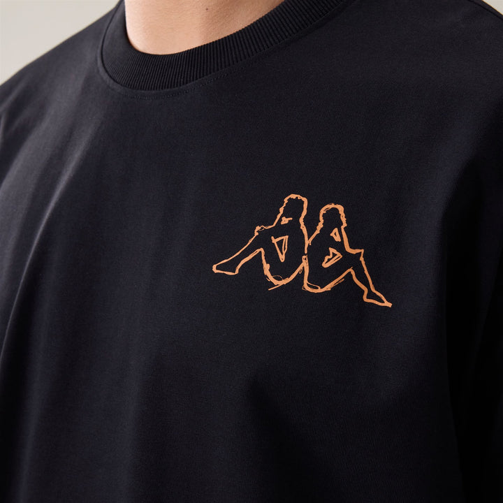 T-Shirts & Top_MAN_ORASY_T-Shirt_Black - Orange Desert - Commercial 6
