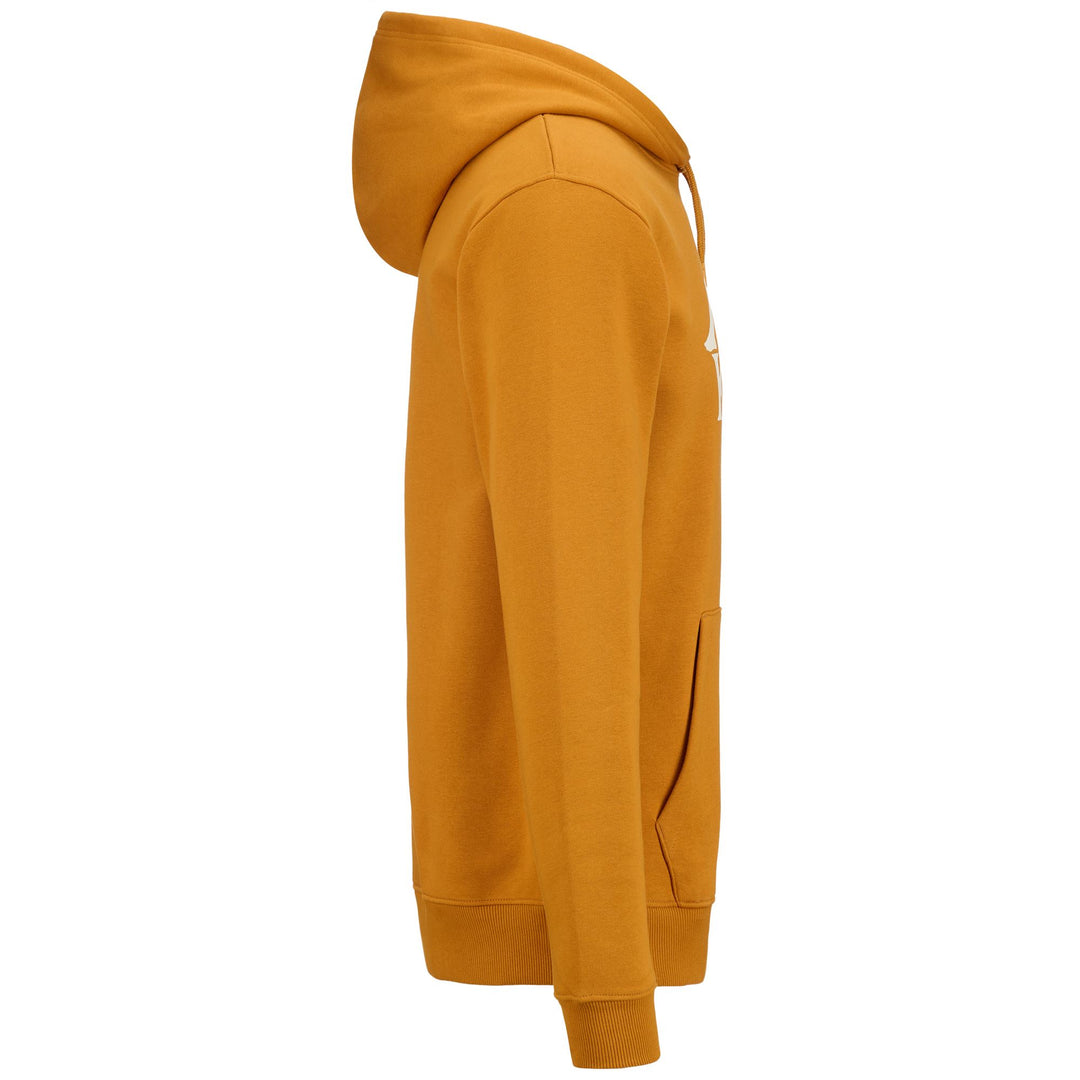 Fleece_MAN_ MALMO 3_Jumper_Yellow Camel-White Milk - DressedFront