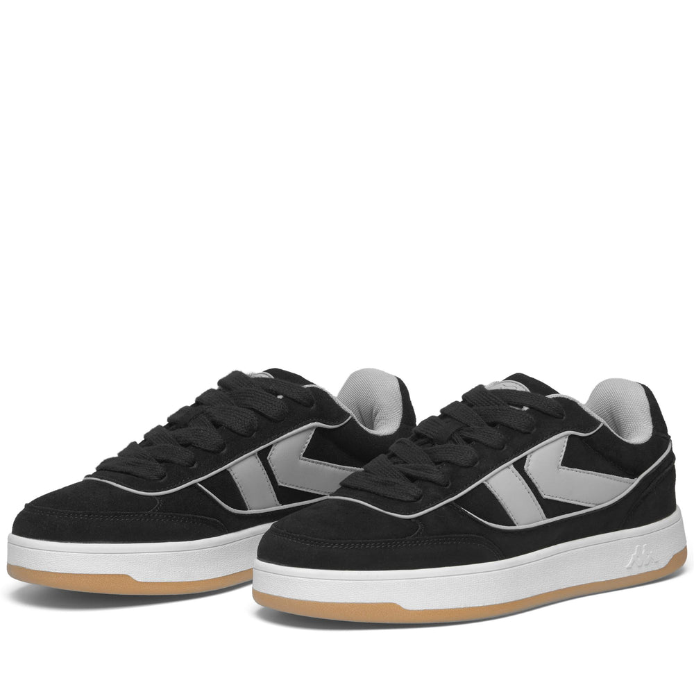 Sneakers_Unisex_OLLIE_Low Cut_Black-Grey Lt Lead - Commercial 2